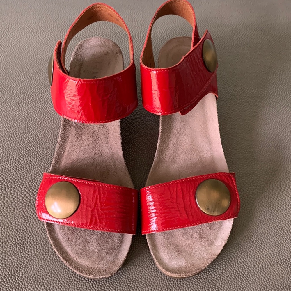 Taos Wedge Sandals